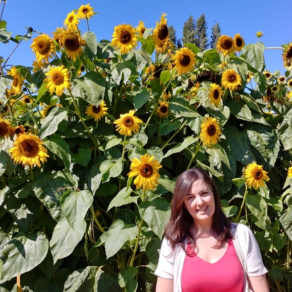 Meet your Posher, Taylor - Picture 1 of 1